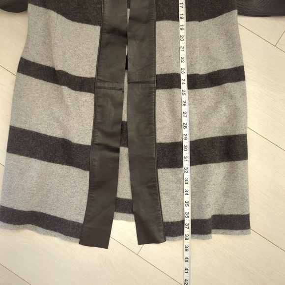 Iris Setlakwe Belted Wool Vest - Picture 8 of 10